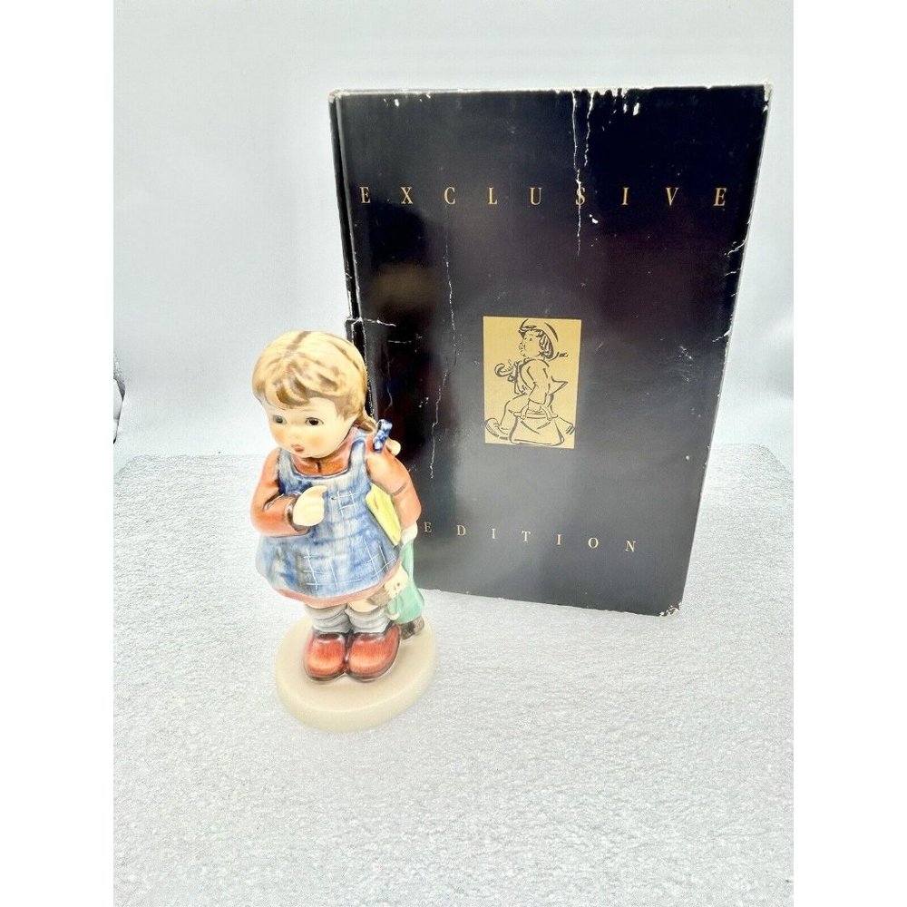 Goebel Hummel Club Exclusive #486 I Wonder Figurine TMK7 In Original Box